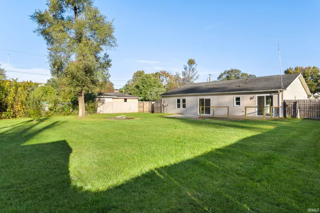 $229,900 | 11814 Edison Road, Osceola, IN 46561