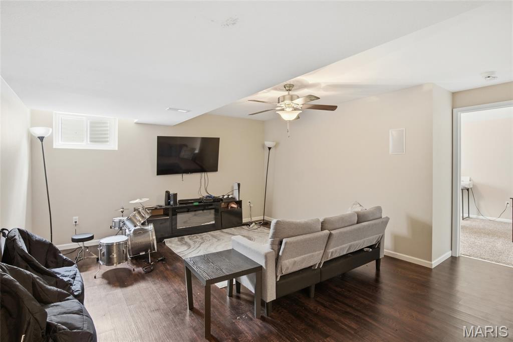 728 Longfellow Drive O'Fallon, IL 62269 - Photo 34 of 51