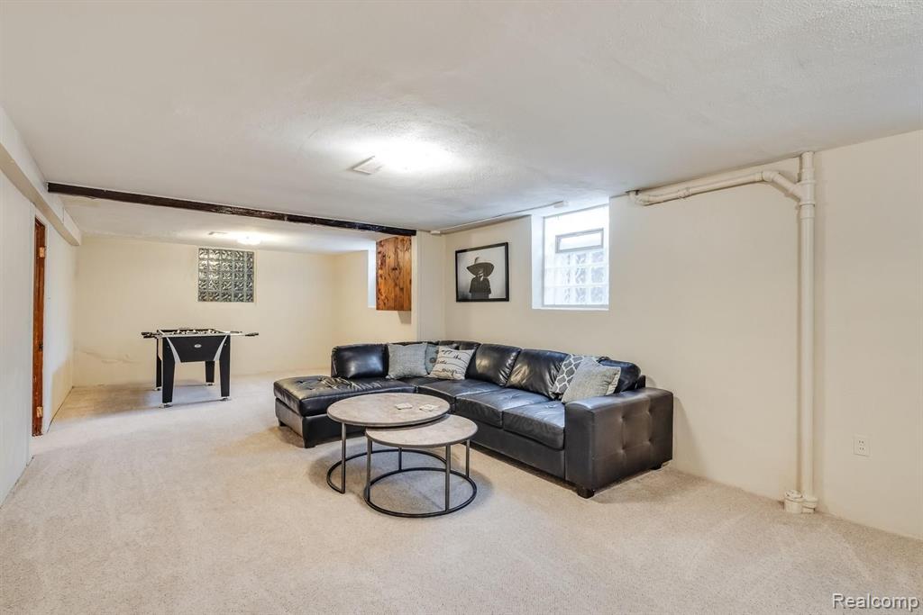 518 Barrington Road Grosse Pointe, MI 48230 - Photo 40 of 64