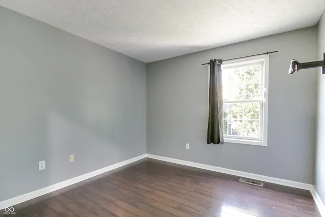 $370,000 | 12230 Cobblestone Drive, Fishers, IN 46037