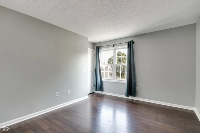 $370,000 | 12230 Cobblestone Drive, Fishers, IN 46037