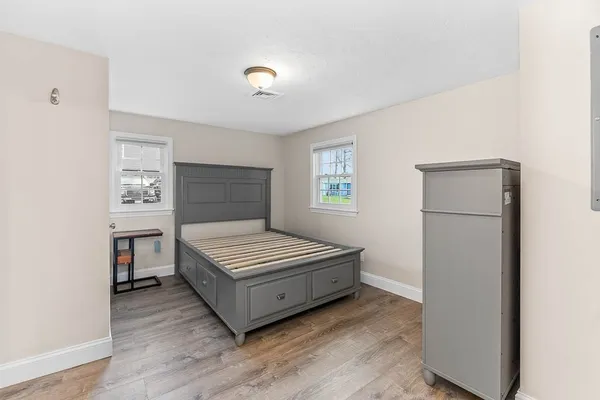 $549,000 | 28 Lakeview Drive, Wareham, MA 02538