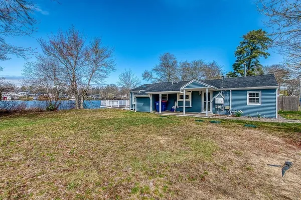 $549,000 | 28 Lakeview Drive, Wareham, MA 02538