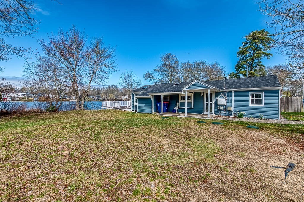 28 Lakeview Drive Wareham, MA 02538 - Photo 5 of 35