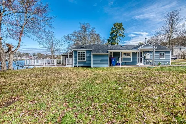 $549,000 | 28 Lakeview Drive, Wareham, MA 02538