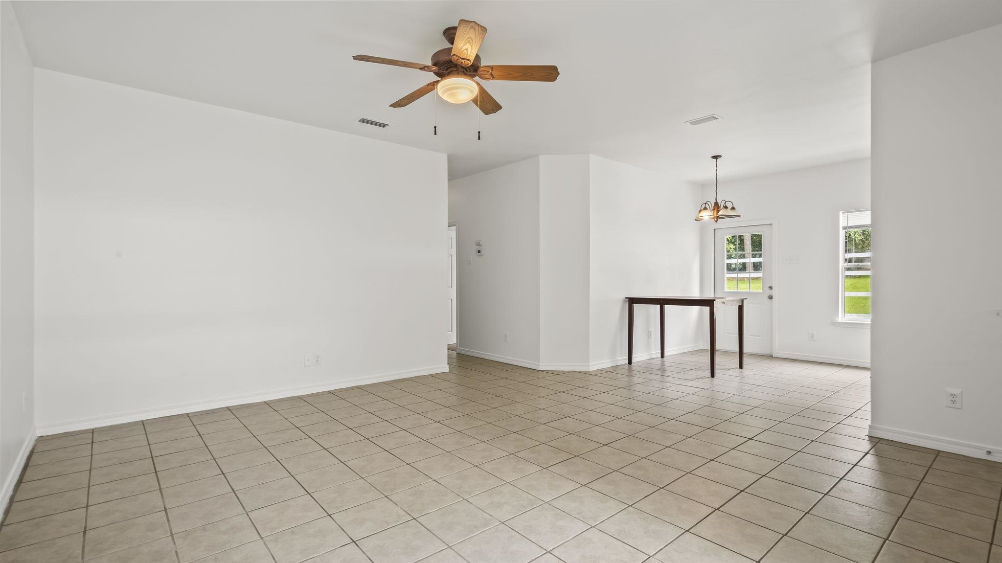 28129 8th Avenue Daphne, AL 36526 - Photo 7 of 38 Living Room