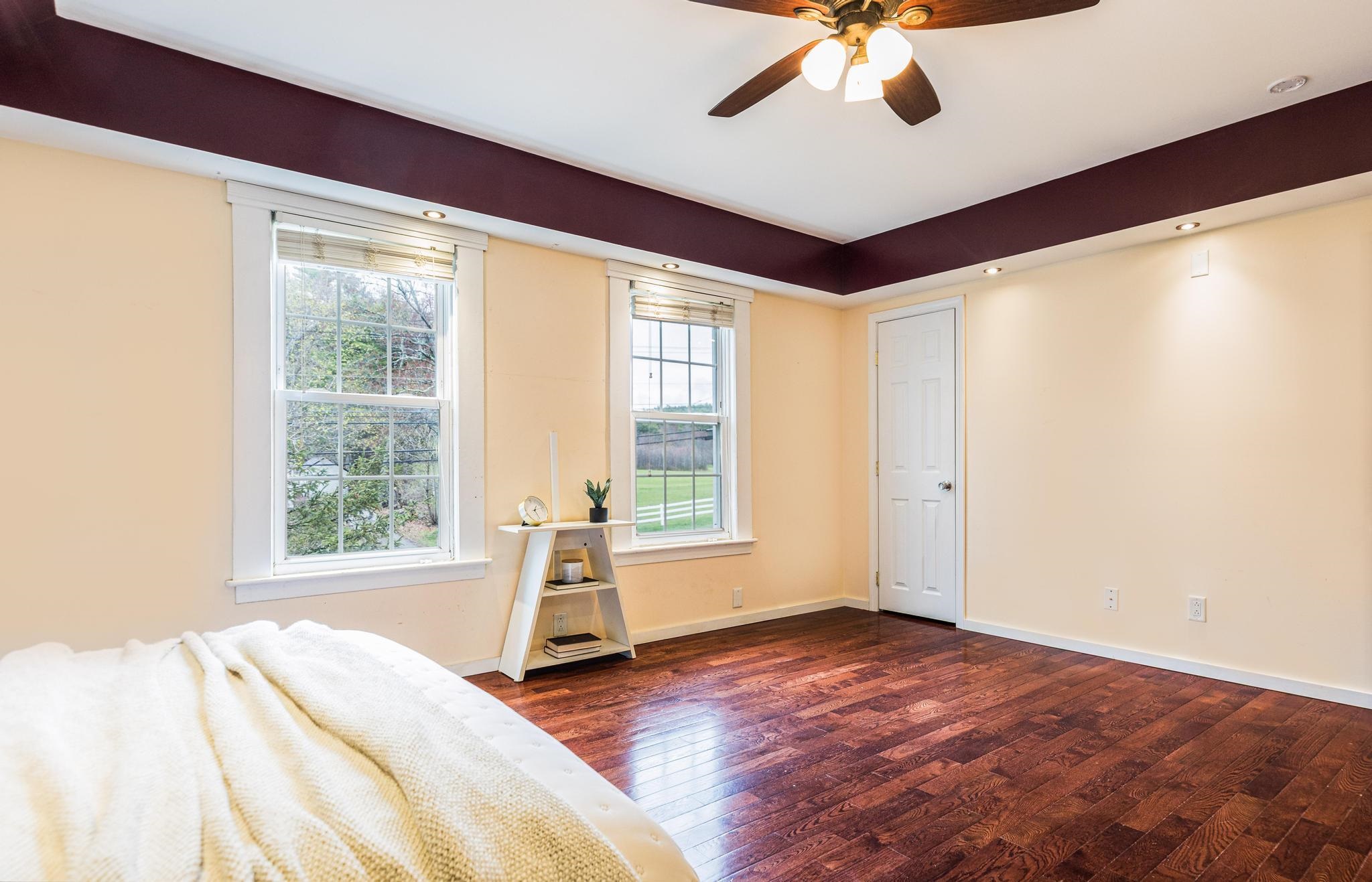 1685 Dover Road Epsom, NH 03234 - Photo 19 of 34