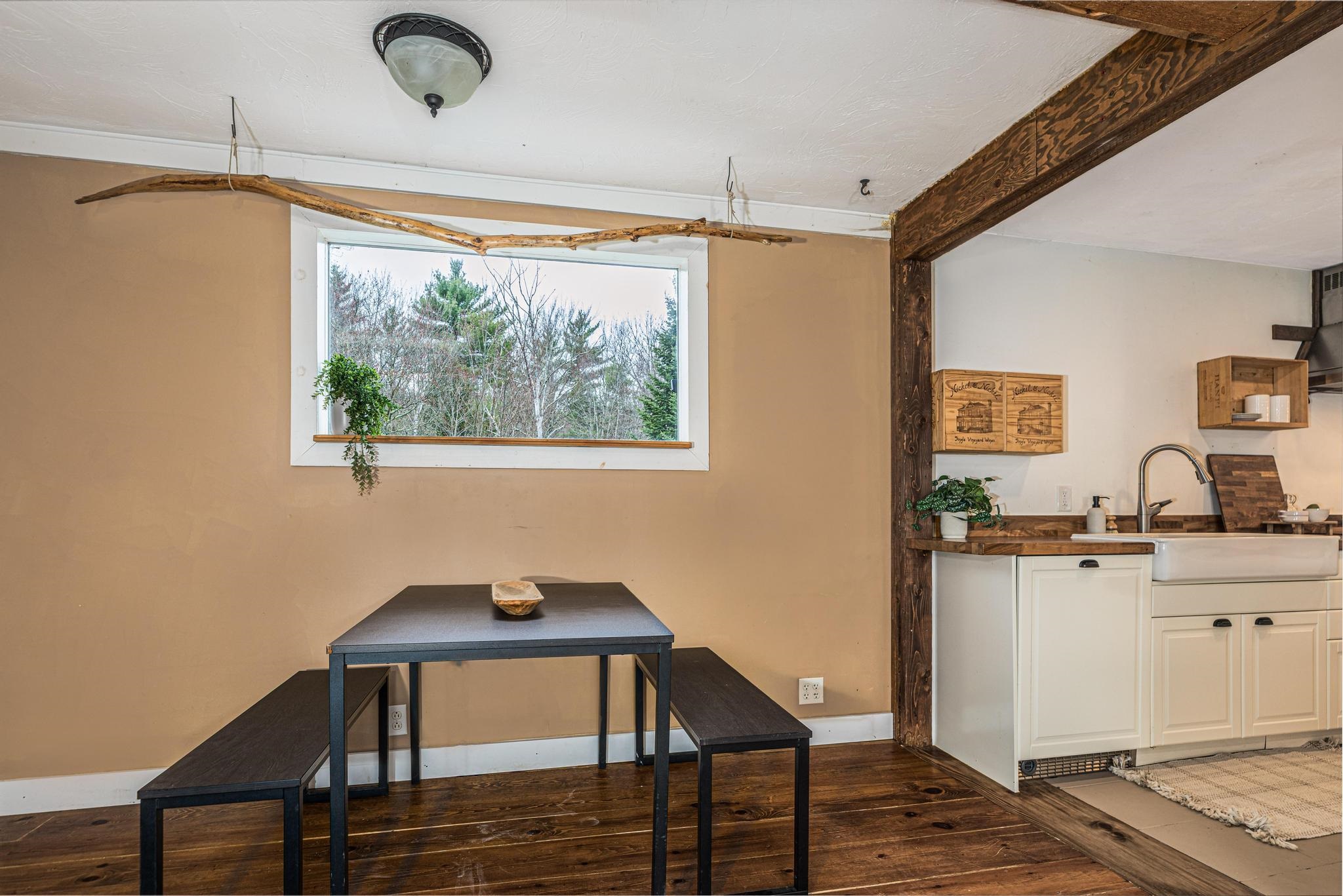 1685 Dover Road Epsom, NH 03234 - Photo 24 of 34