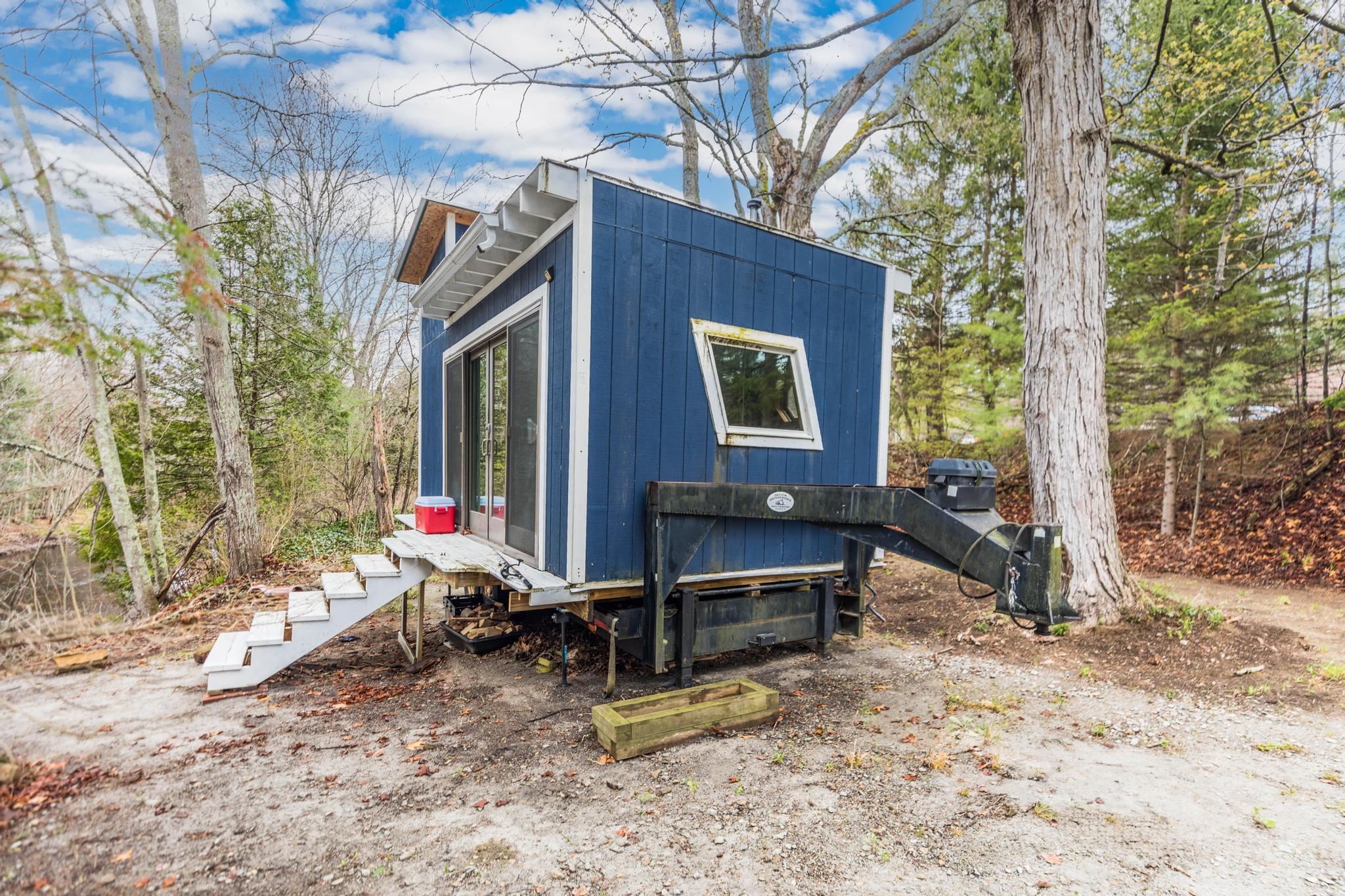 1685 Dover Road Epsom, NH 03234 - Photo 29 of 34