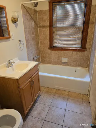 $1,550 | 39 Starview Avenue, Waterbury, CT 06708