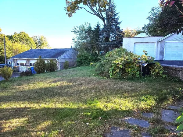 $1,550 | 39 Starview Avenue, Waterbury, CT 06708