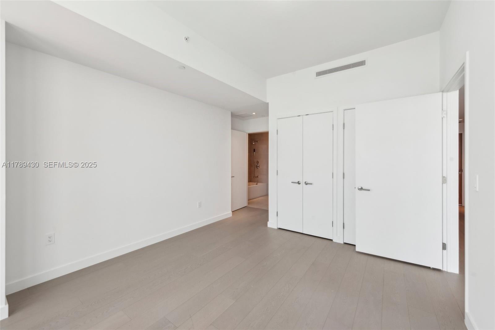 500 Alton Road, Unit 3004 Miami Beach, FL 33139 - Photo 17 of 31 a view of an empty room