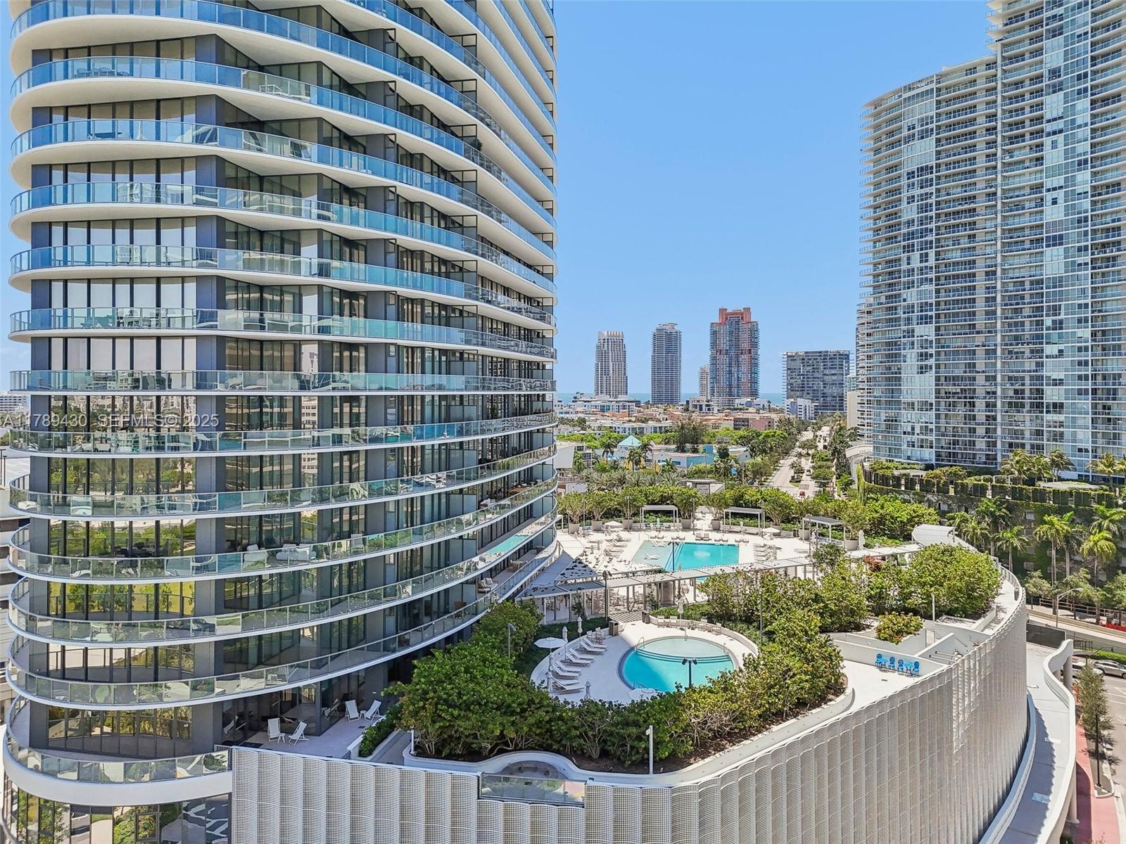 500 Alton Road, Unit 3004 Miami Beach, FL 33139 - Photo 30 of 31