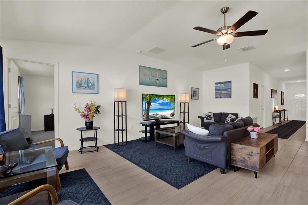 13108 Palmerston Road Riverview, FL 33579 - Photo 9 of 36