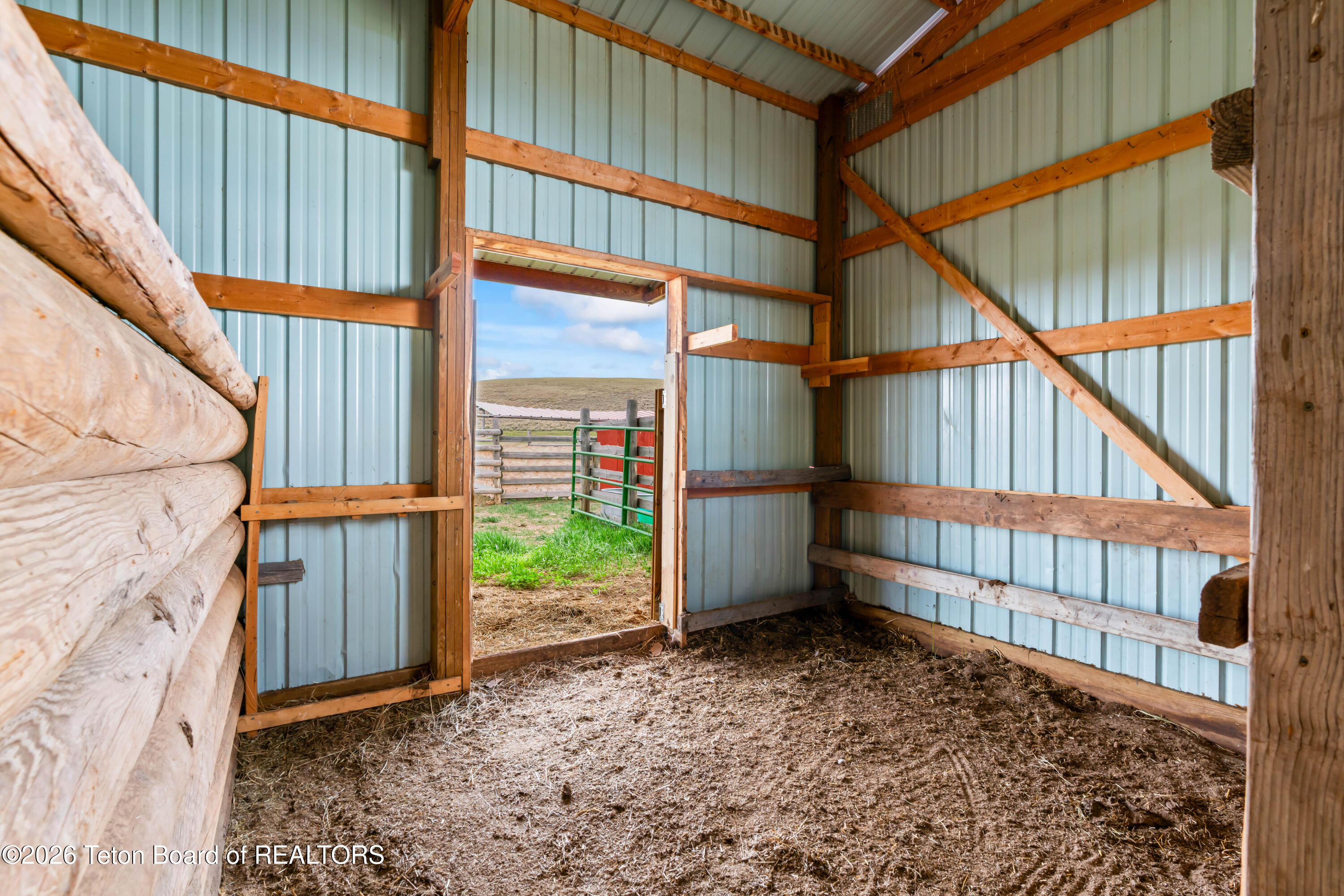 138-2 Forty Rod Road Pinedale, WY 82941 - Photo 58 of 77 20260529-DSC07695