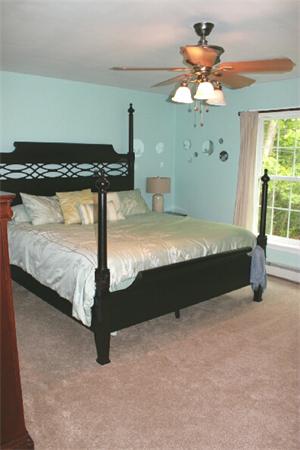 17 Carpenter Road Dudley, MA 01571 - Photo 7 of 18 Gallery Image 7