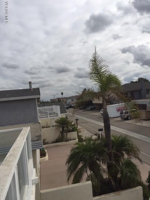 5117 Terramar Way Oxnard, CA 93035 - Photo 27 of 31 robert16