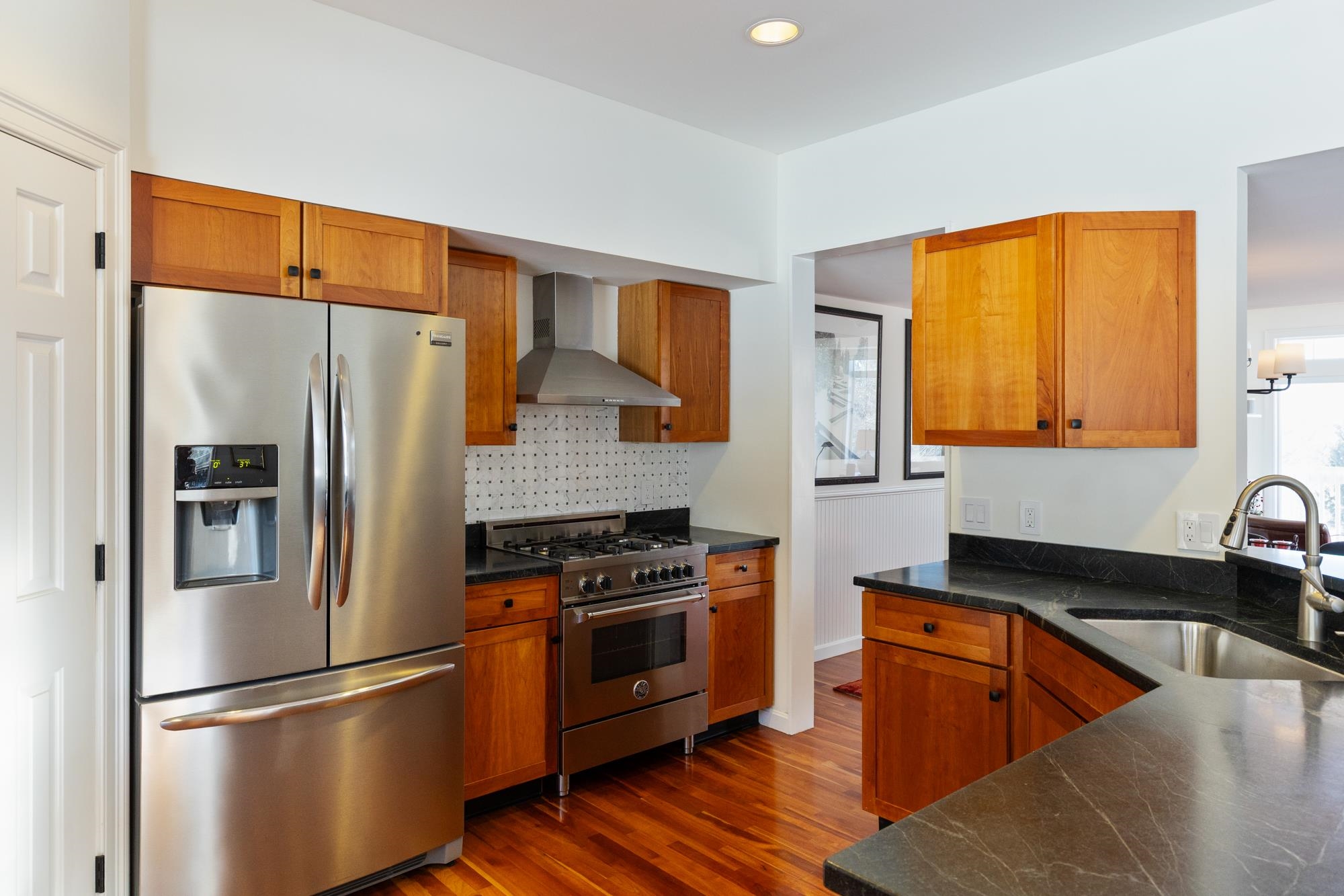 237 Park Road South Burlington, VT 05403 - Photo 17 of 43