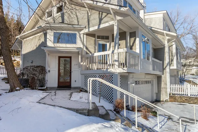 $800,000 | 237 Park Road, South Burlington, VT 05403