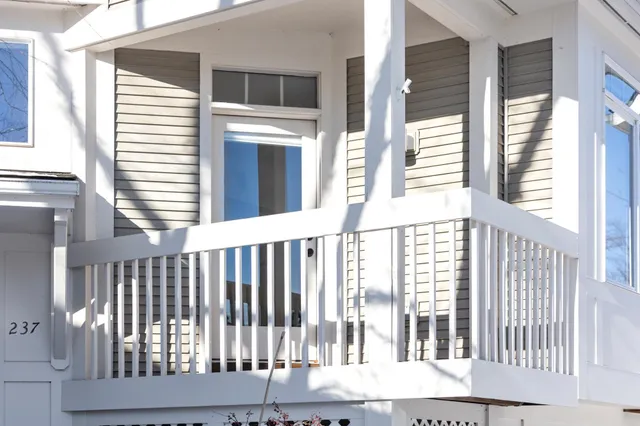 $800,000 | 237 Park Road, South Burlington, VT 05403