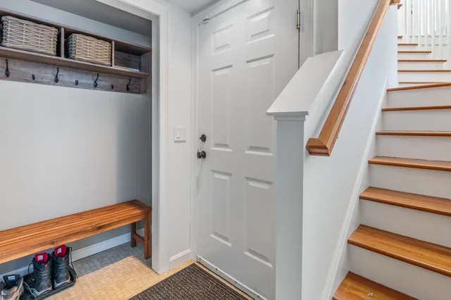 $800,000 | 237 Park Road, South Burlington, VT 05403