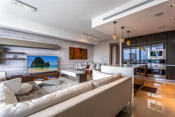 $1,530,000 | 3250 Northeast 188th Street, Unit 603, Aventura, FL 33180