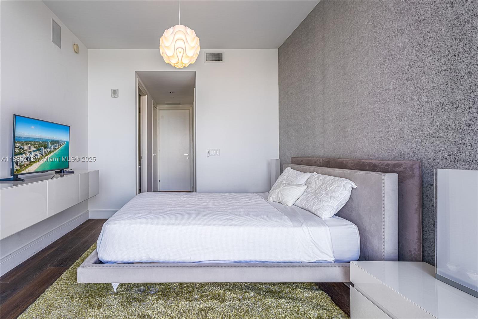 3250 Northeast 188th Street, Unit 603 Aventura, FL 33180 - Photo 34 of 47