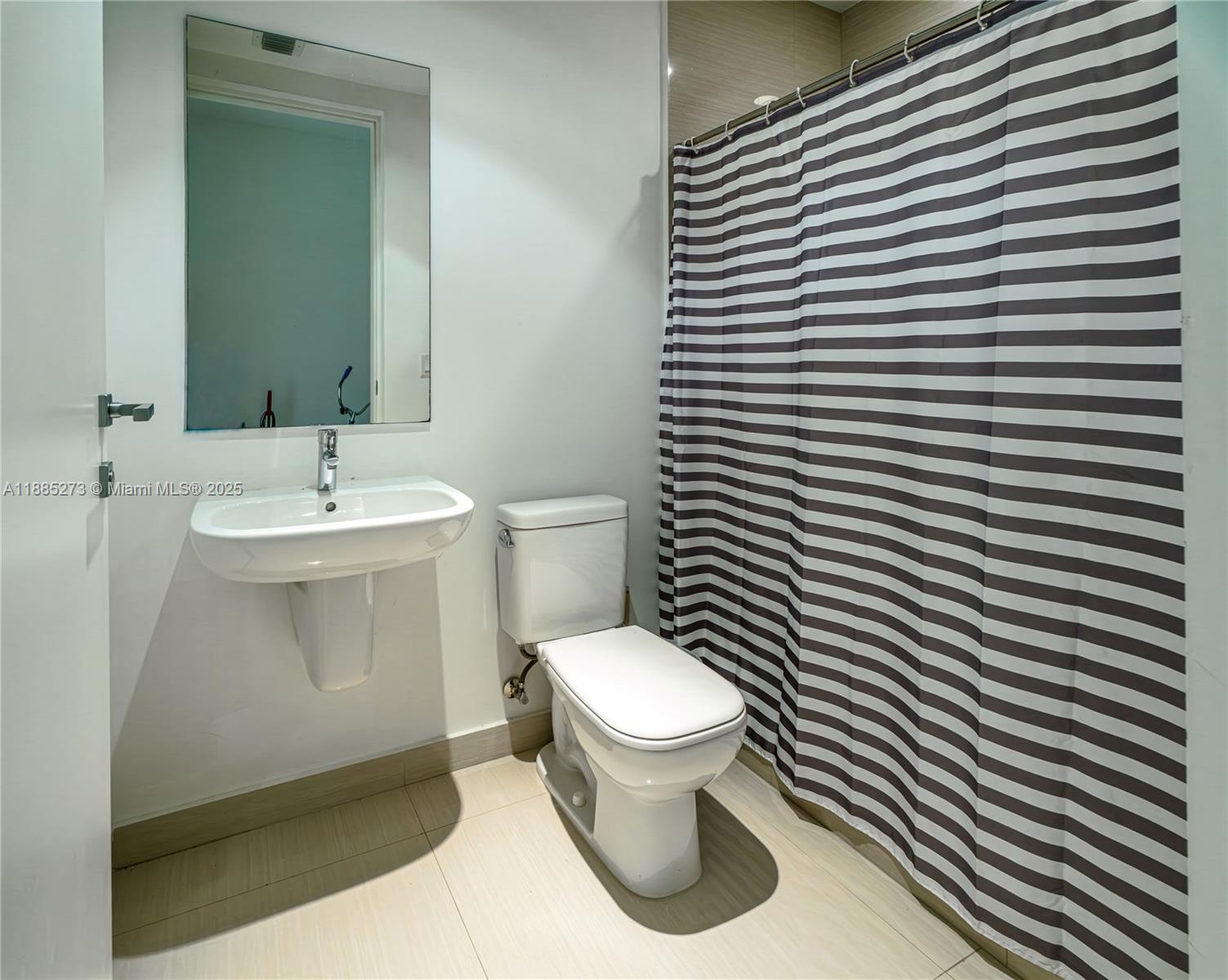 3250 Northeast 188th Street, Unit 603 Aventura, FL 33180 - Photo 40 of 47