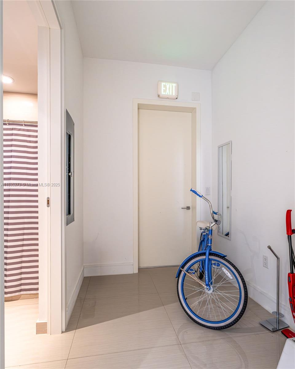 3250 Northeast 188th Street, Unit 603 Aventura, FL 33180 - Photo 41 of 47