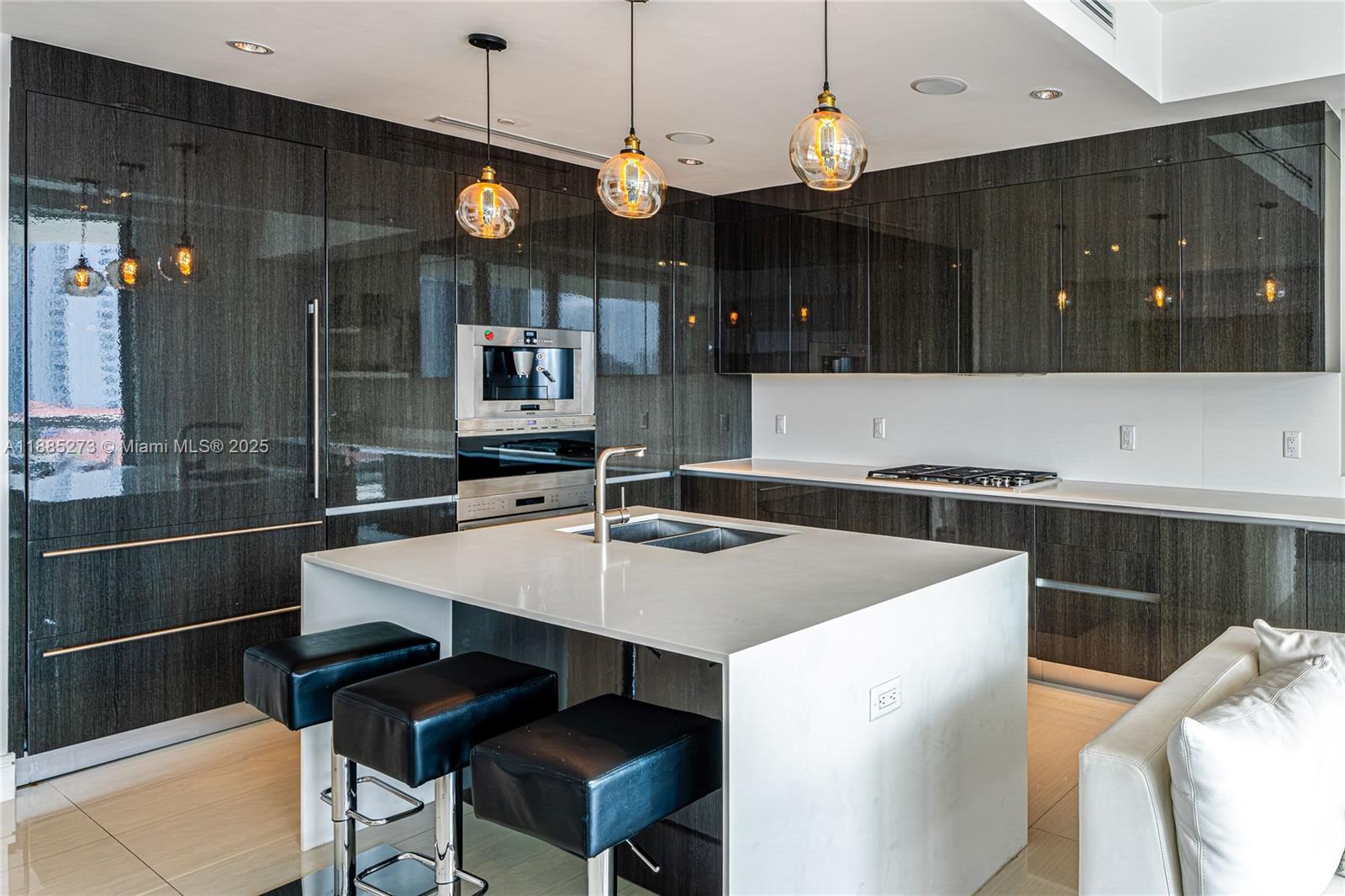 3250 Northeast 188th Street, Unit 603 Aventura, FL 33180 - Photo 9 of 47