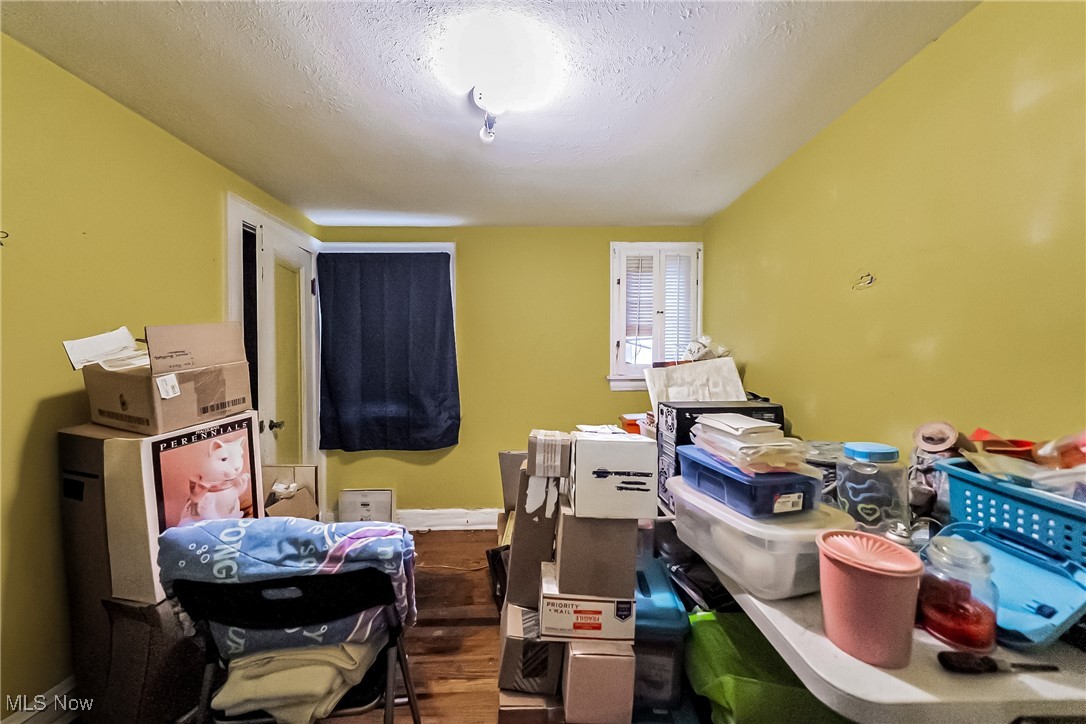 6815 Ridgewood Avenue Parma, OH 44129 - Photo 16 of 28