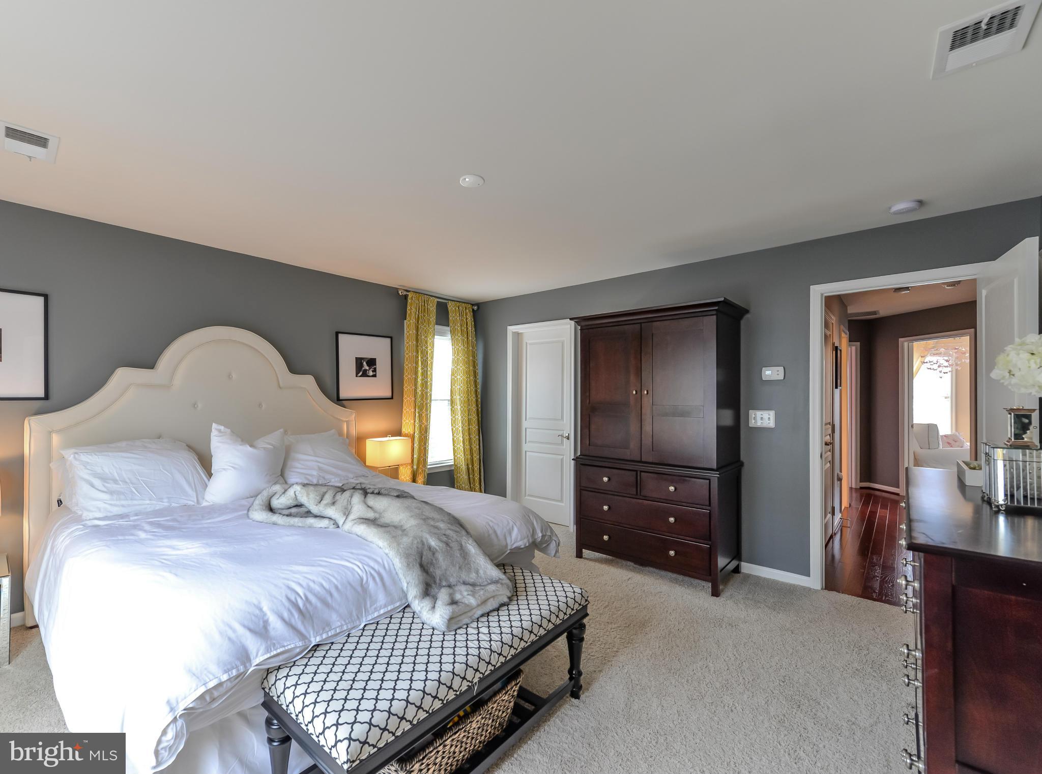 3309 Kemper Road Arlington, VA 22206 - Photo 12 of 23 Bedroom (Master)