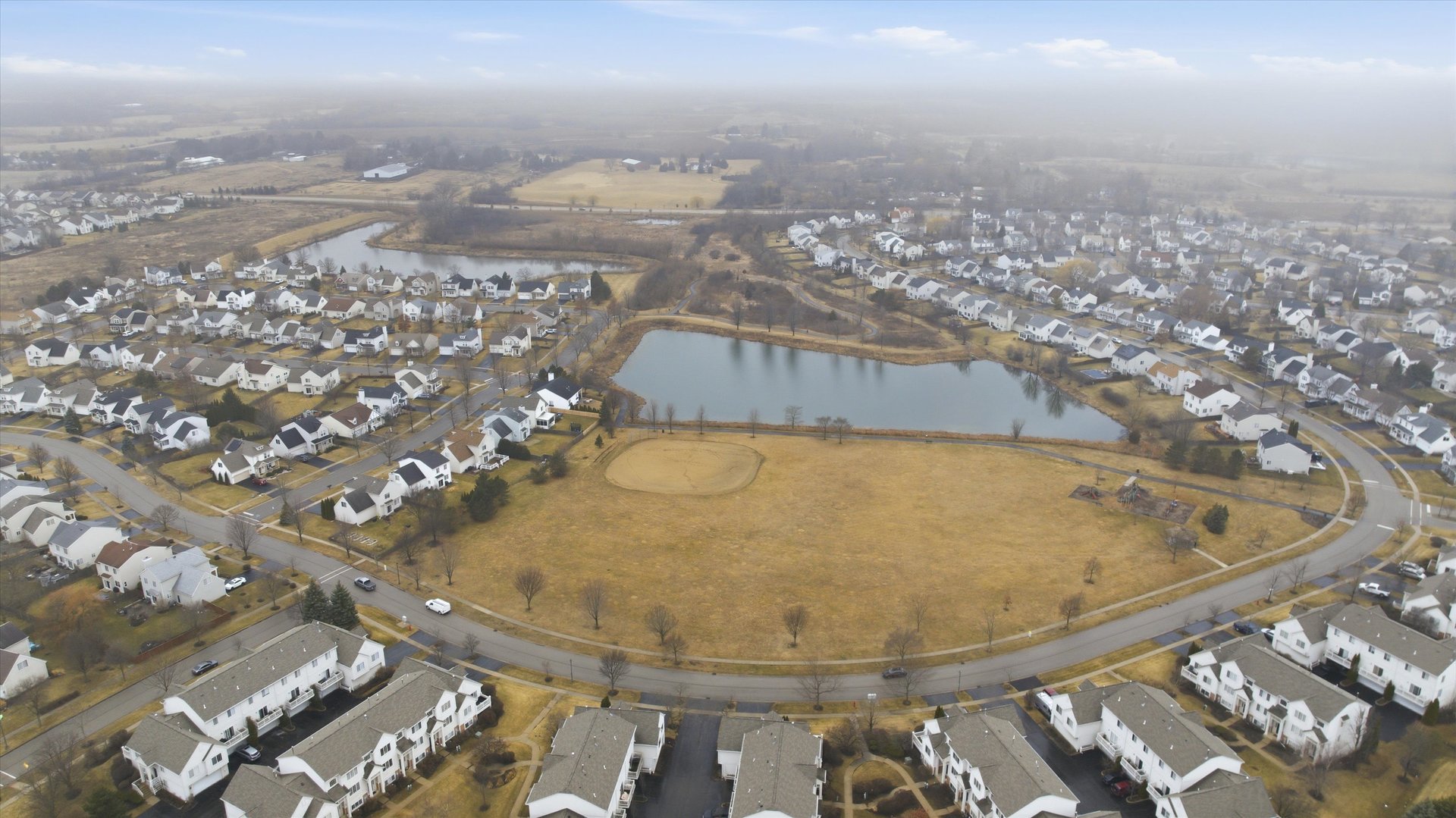 616 South Rosehall Lane, Unit 616 Round Lake, IL 60073 - Photo 12 of 29