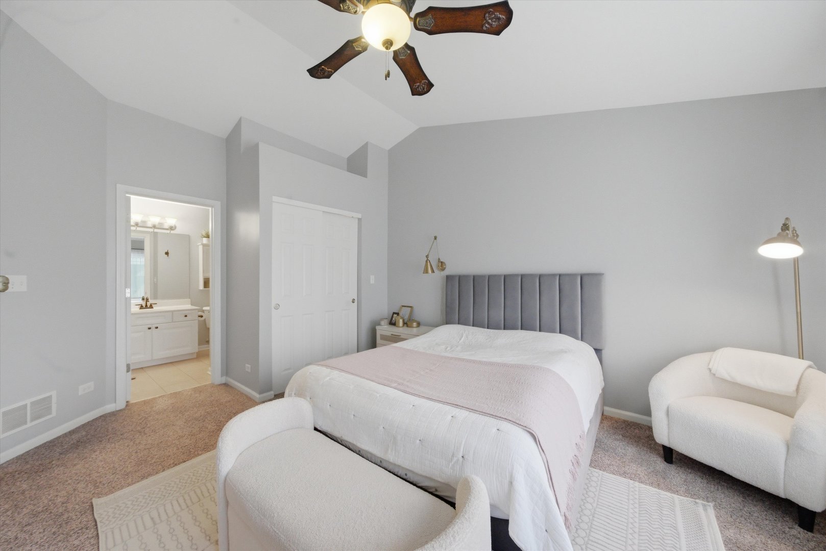 616 South Rosehall Lane, Unit 616 Round Lake, IL 60073 - Photo 14 of 29