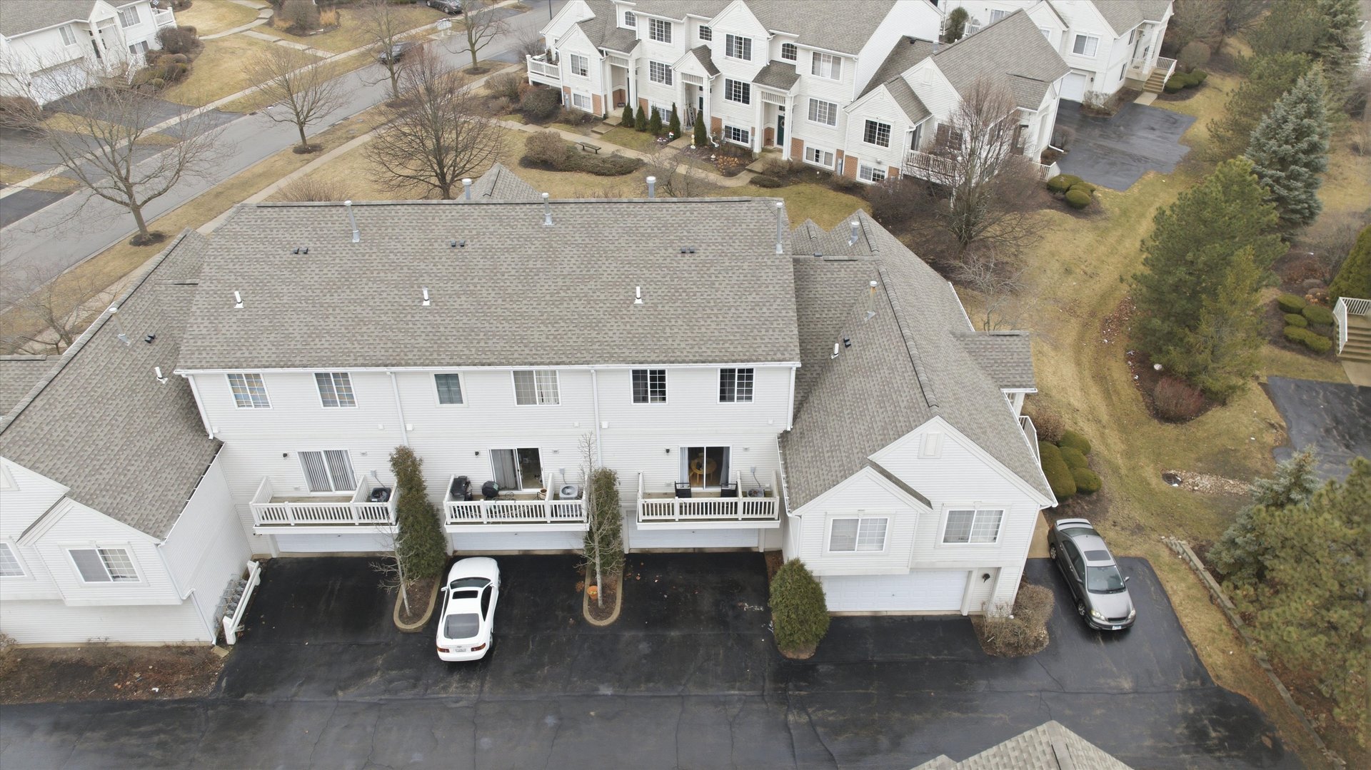 616 South Rosehall Lane, Unit 616 Round Lake, IL 60073 - Photo 22 of 29