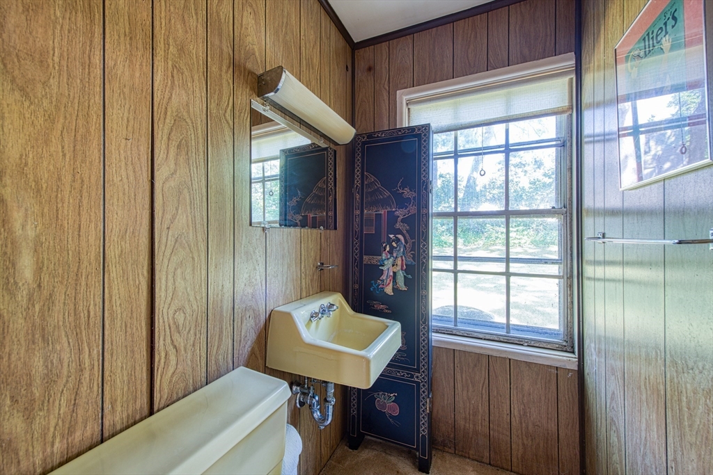 2 Robs Lane Sharon, MA 02067 - Photo 19 of 27 Gallery Image 19