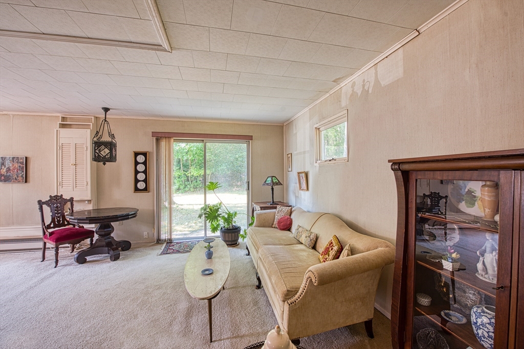 2 Robs Lane Sharon, MA 02067 - Photo 8 of 27 Gallery Image 8