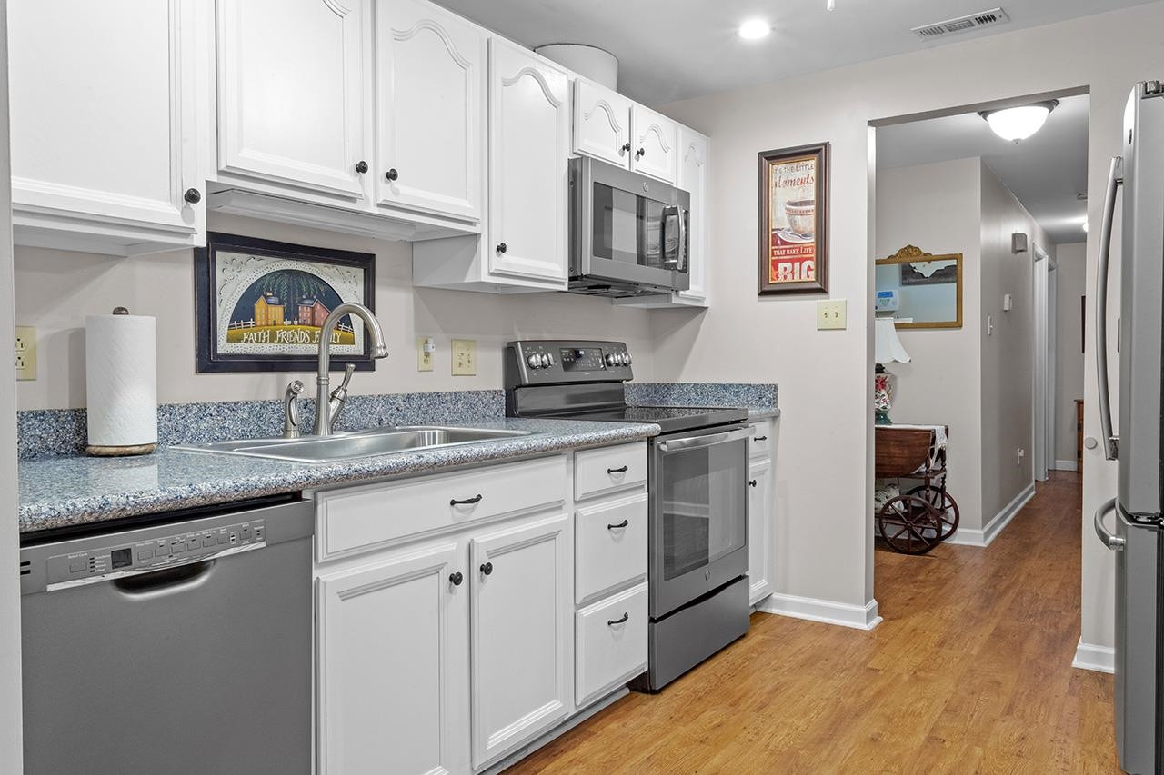 6921 Chamonix Place Raleigh, NC 27613 - Photo 6 of 30 Photo 6