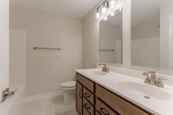 $489,800 | 5143 Jackson Drive, Newburgh, IN 47630