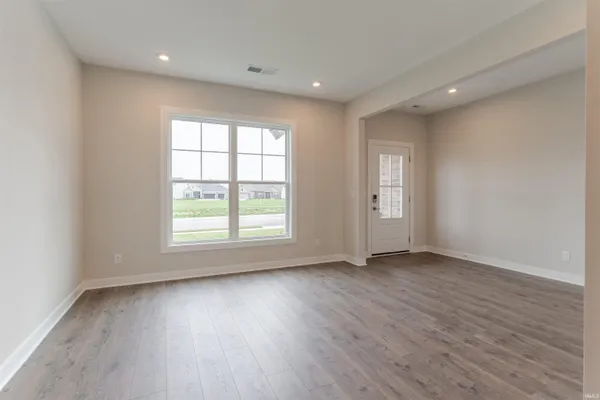 $489,800 | 5143 Jackson Drive, Newburgh, IN 47630