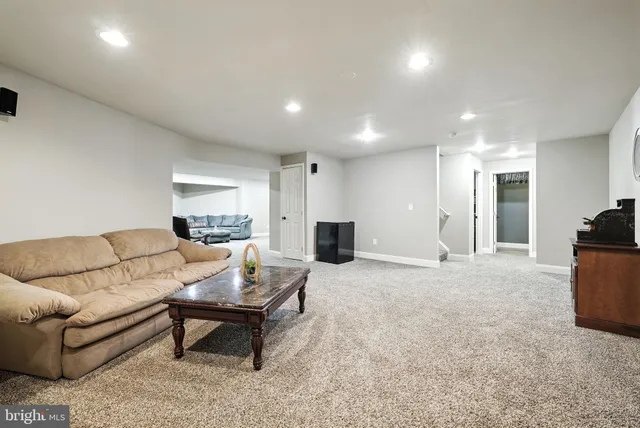 a picture of floor plan