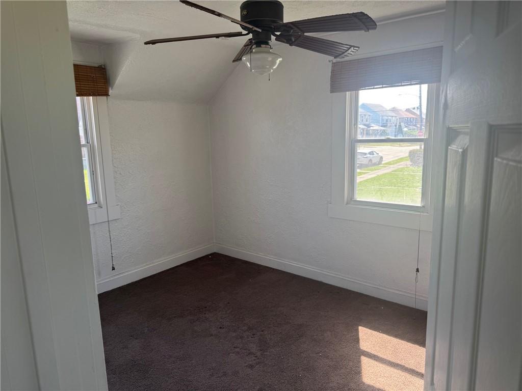 877 Vankirk Street Clairton, PA 15025 - Photo 4 of 8