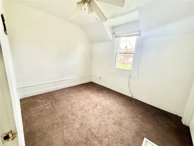 $1,050 | 877 Vankirk Street, Clairton, PA 15025