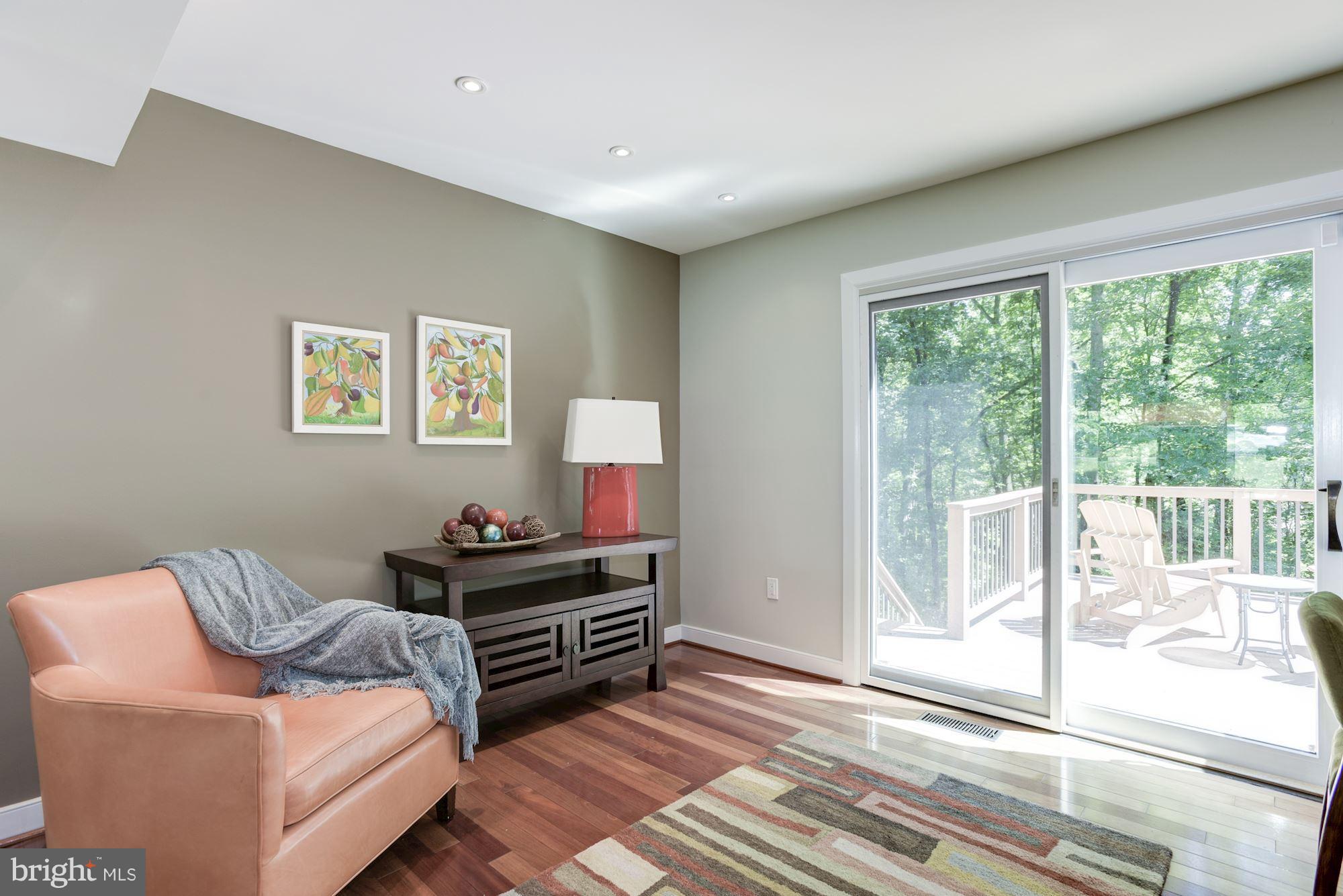 10718 Cross School Road Reston, VA 20191 - Photo 10 of 30 Interior (General)