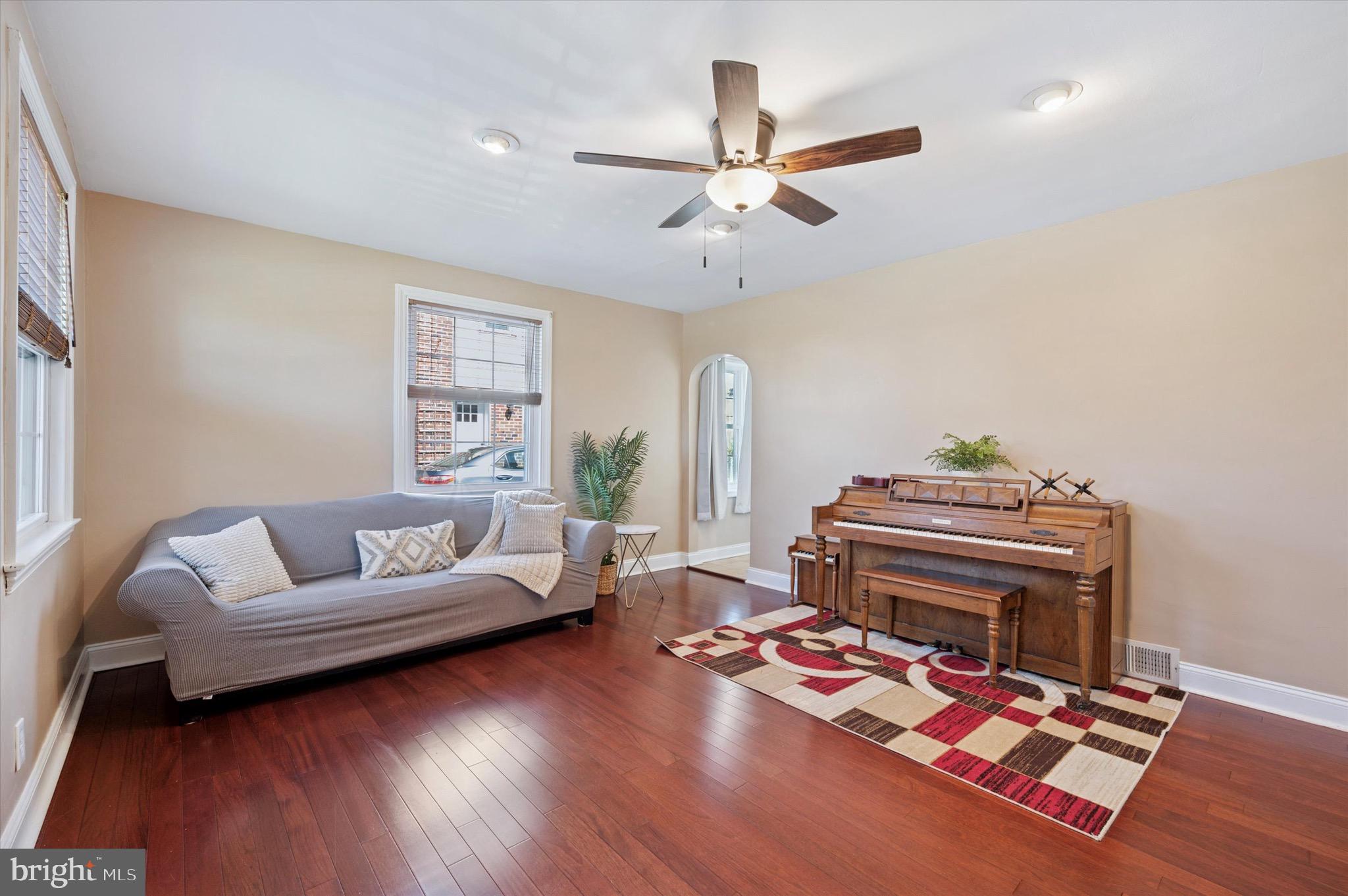 507 Bonsall Road Ridley Park, PA 19078 - Photo 5 of 35 a living room with furniture and wooden floor