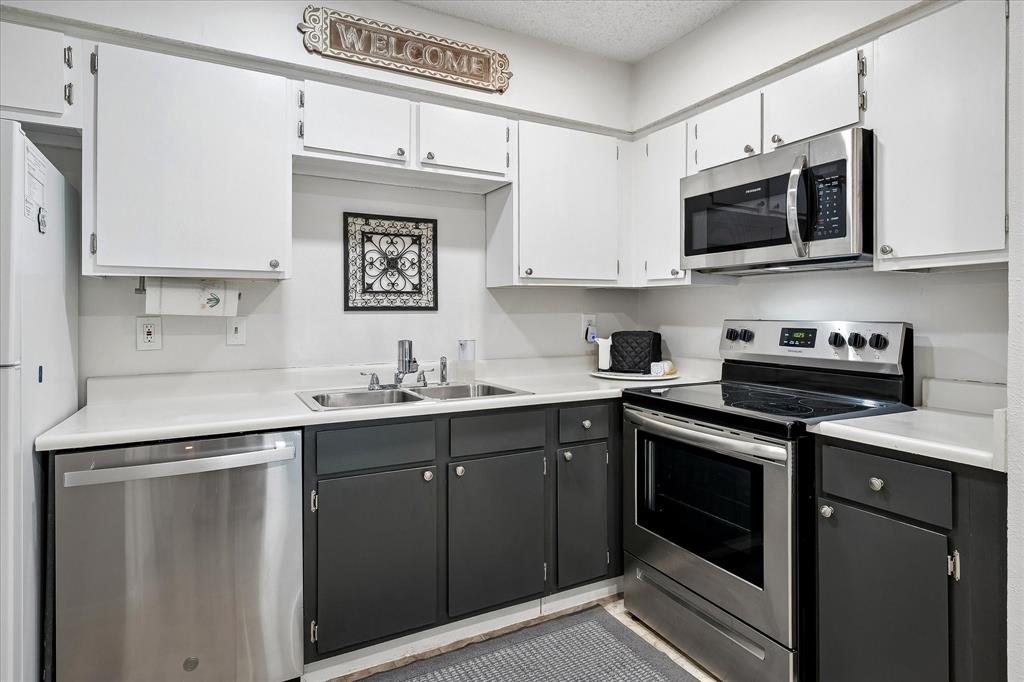 5300 Keller Springs Road, Unit 1077 Dallas, TX 75248 - Photo 12 of 25