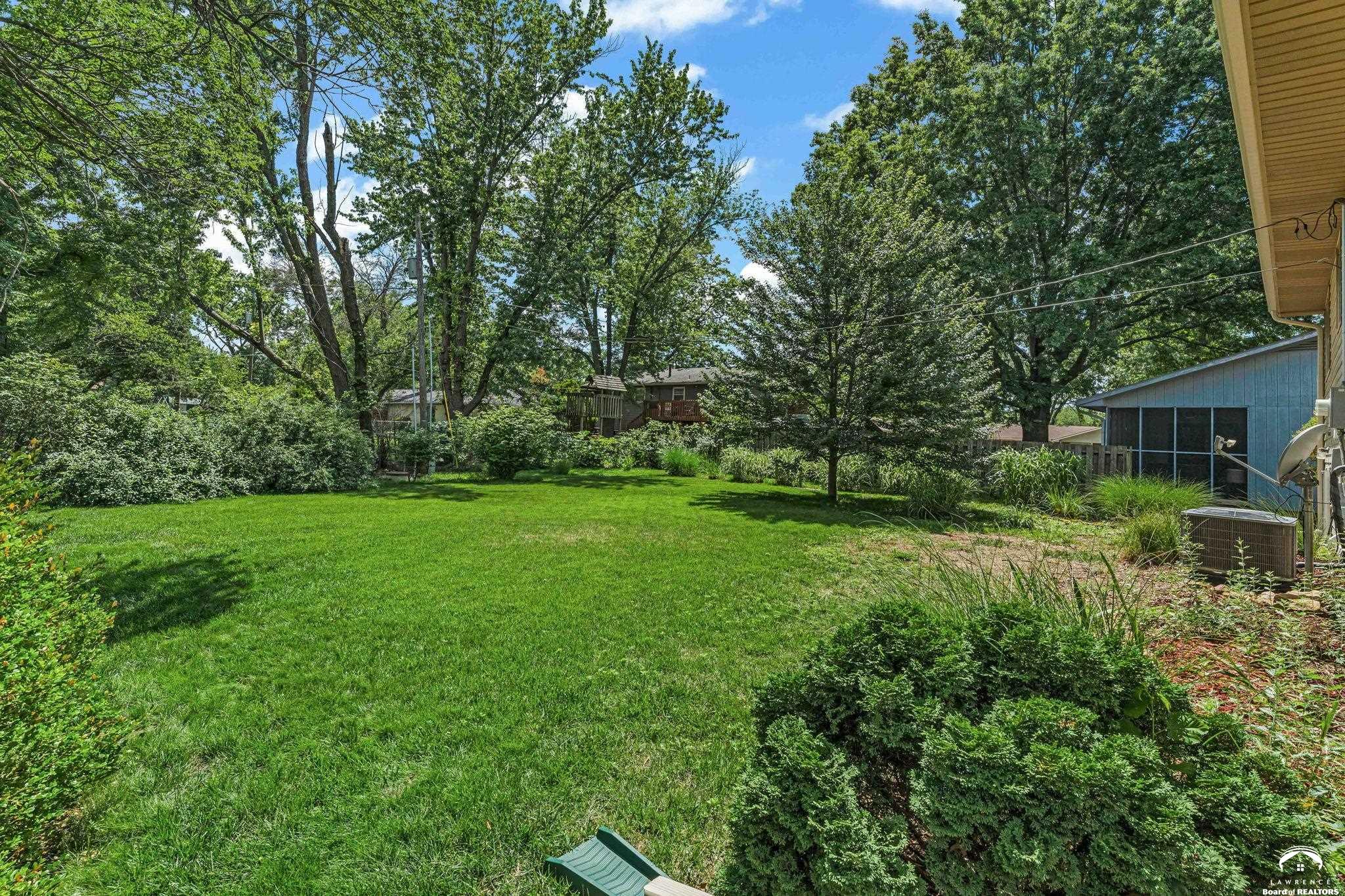 3409 Trail Road Lawrence, KS 66049 - Photo 35 of 39
