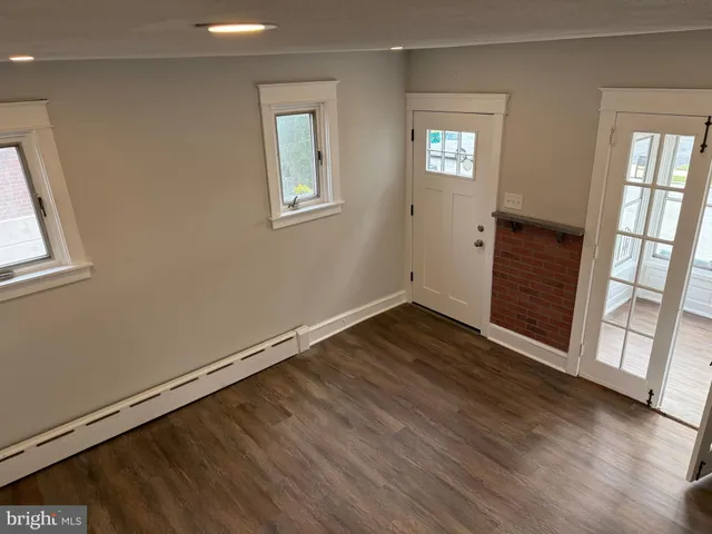 $261,900 | 3 West Cooke Avenue, Glenolden, PA 19036