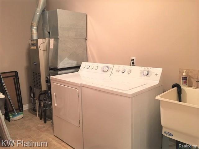 9630 Nook Road, Unit 4 Algonac, MI 48001 - Photo 18 of 36 laundry room.jpg