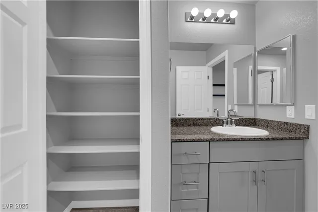 $465,000 | 9215 South Park Street, Las Vegas, NV 89178